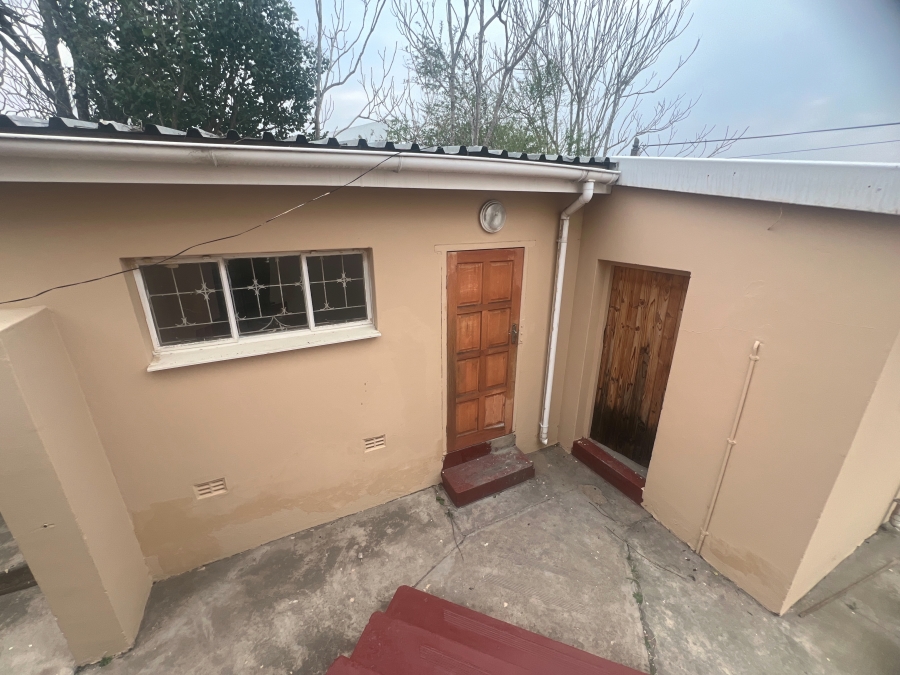 4 Bedroom Property for Sale in Northcrest Eastern Cape